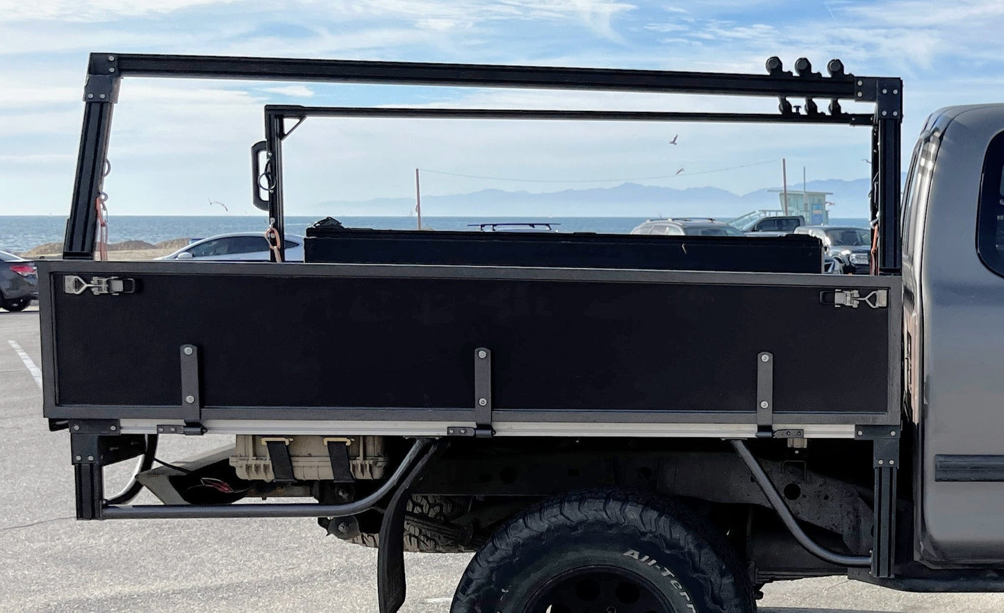Big Body Flatbed - BigBodyTruckCo